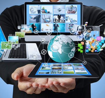 imagen ilustrativa, una computadora, una tablet, un celular y una notebook, conectadas entre si por una red